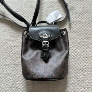 NWT Coach Amelia handbag & backpack. CL458